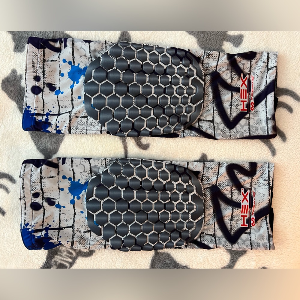 Hex sports knee pads, size large l, NWOT